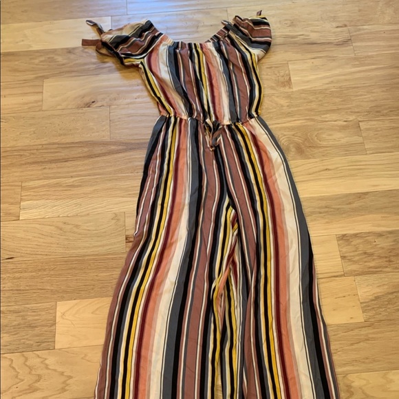 Xhilaration Striped Jumpsuit NWOT - Picture 3 of 3
